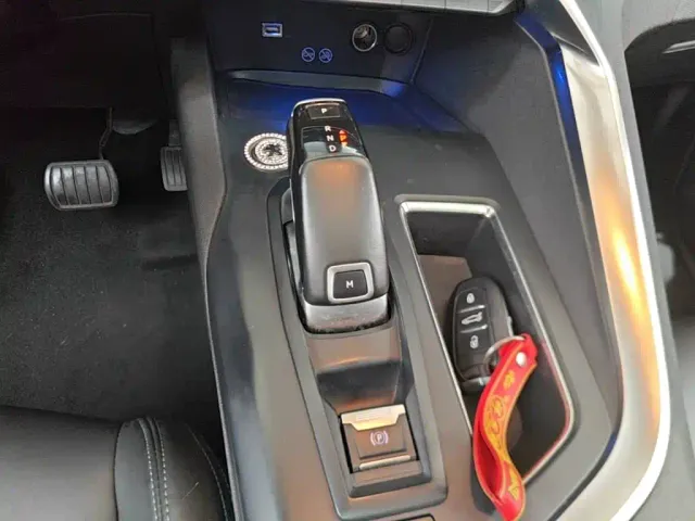 Peugeot 4008 — Фото автомобиля 13