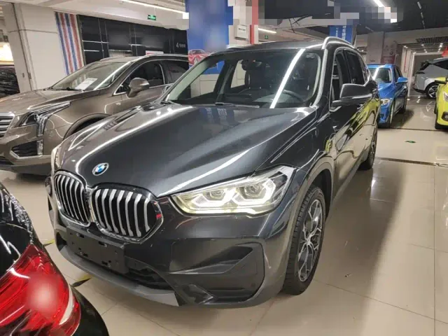 BMW X1 — Фото автомобиля 2