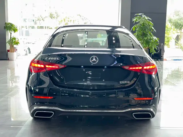 Mercedes-Benz C-Class — Фото автомобиля 10