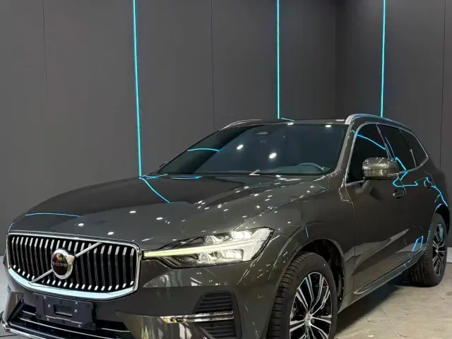 Фотография автомобиля — Volvo XC60