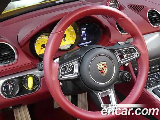 Porsche 718 — Фото автомобиля 12