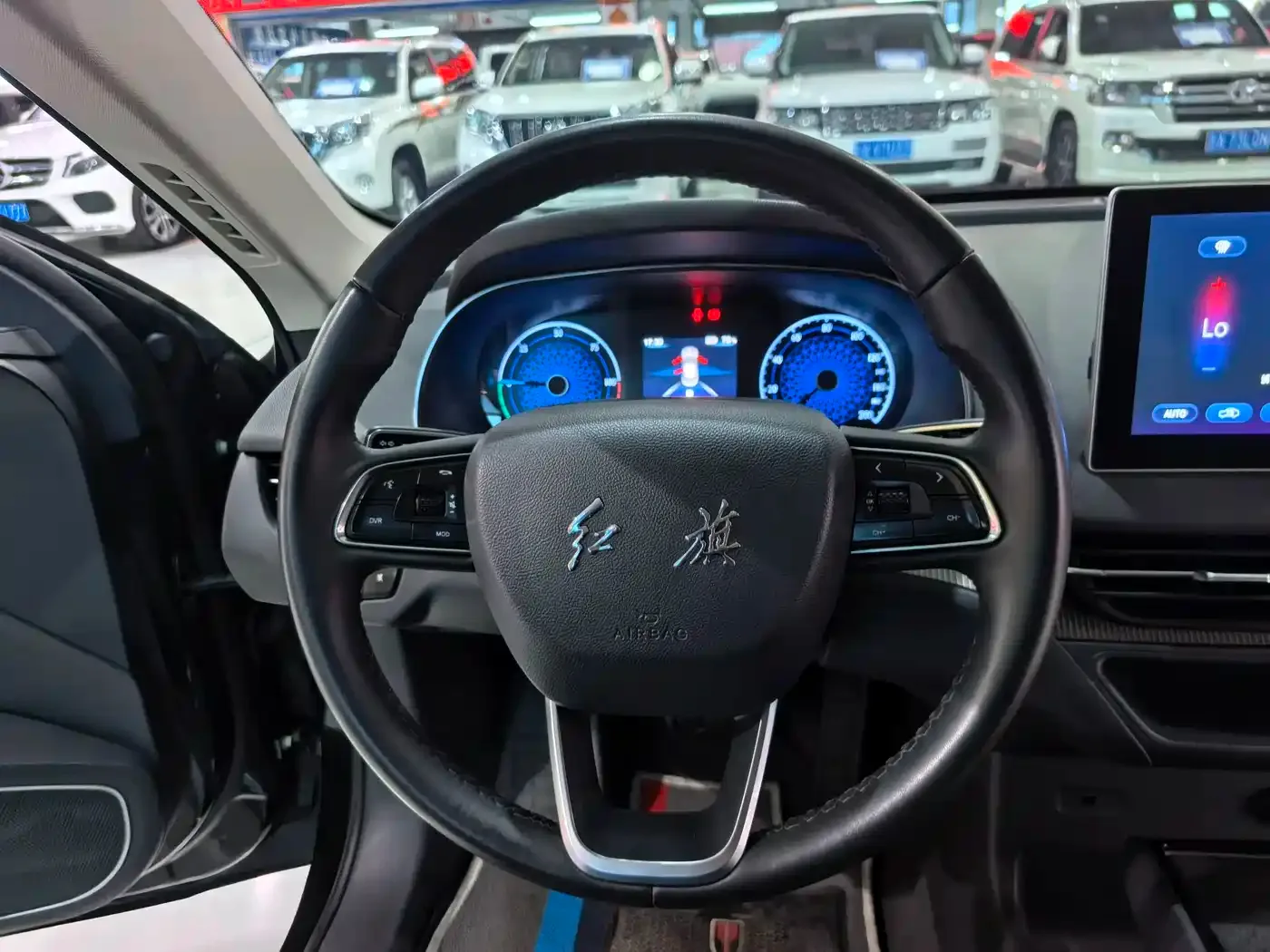 Hongqi Hongqi E-QM5 2022 431km Charging Enjoyment Edition — Фото автомобиля 7