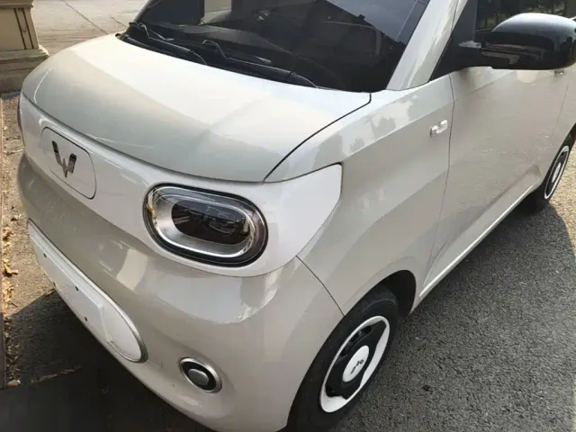 Wuling Hongguang Mini EV — Фото автомобиля 23