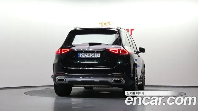 Mercedes-Benz GLE-Class — Фото автомобиля 4