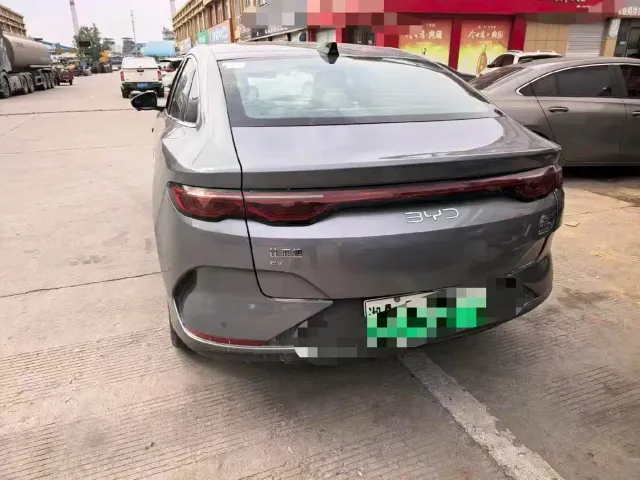 BYD Qin L — Фото автомобиля 5