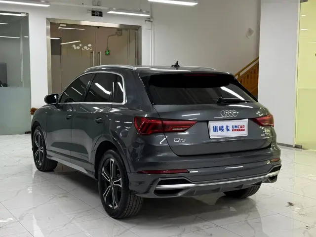 Audi Q3 — Фото автомобиля 4
