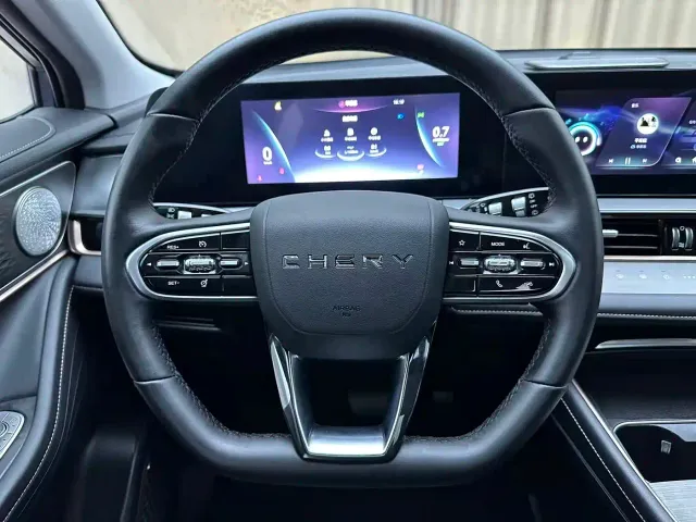 Chery Omoda 5 — Фото автомобиля 8