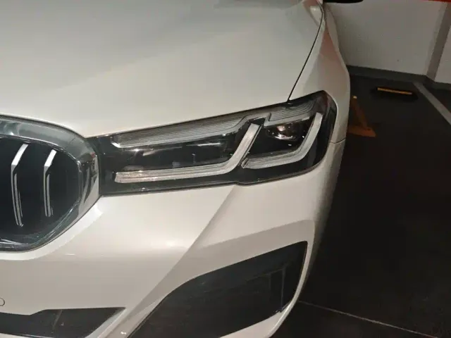 BMW 5 Series — Фото автомобиля 5