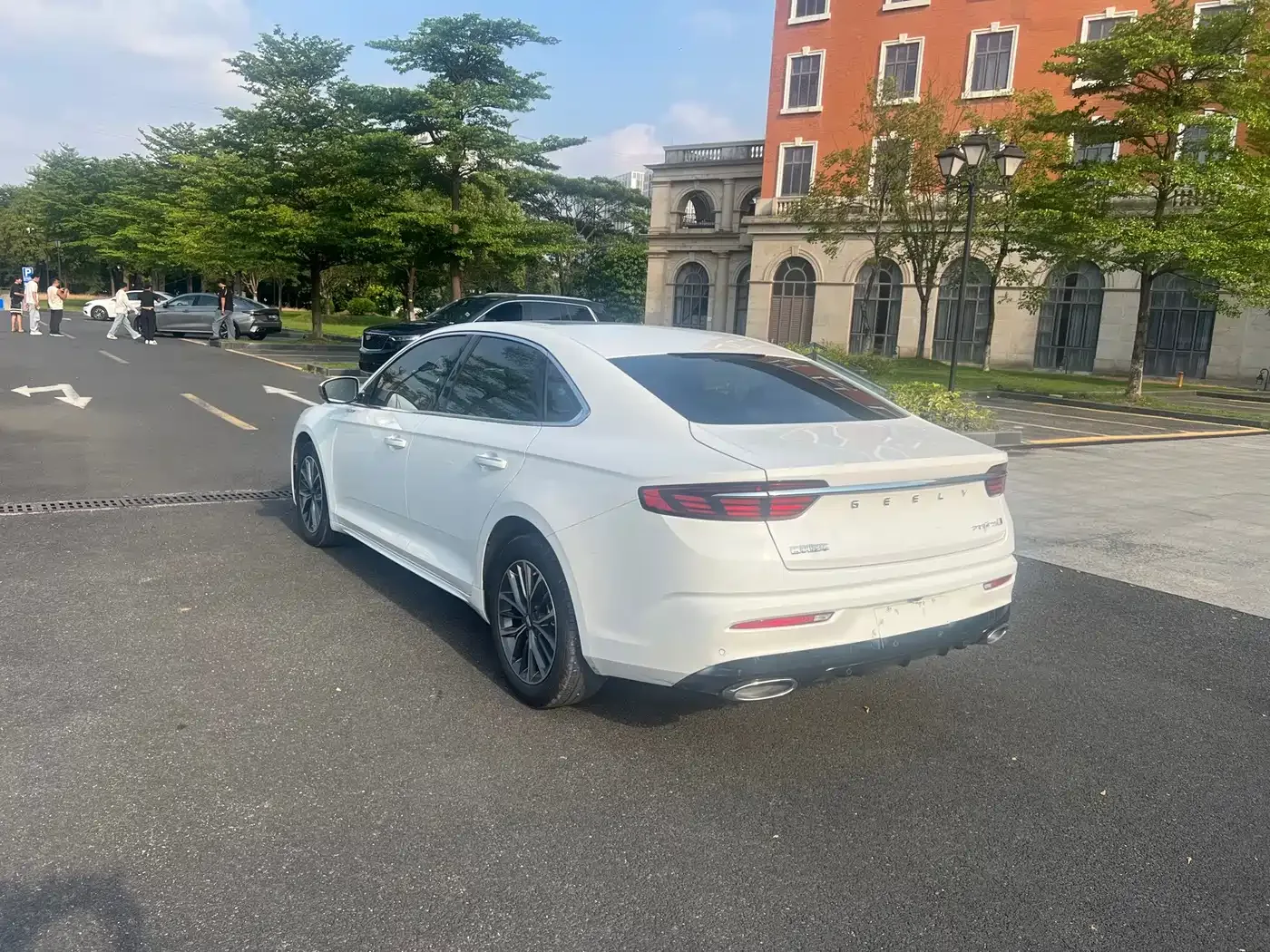Geely Xing Rui 2023 1.5TD Soaring Edition — Фото автомобиля 13