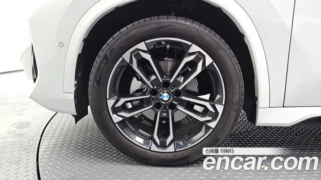BMW X1 — Фото автомобиля 5