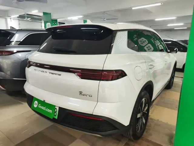 BYD Song Pro — Фото автомобиля 6
