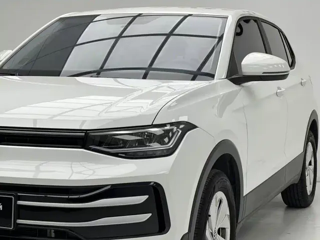 Volkswagen Tharu — Фото автомобиля 11