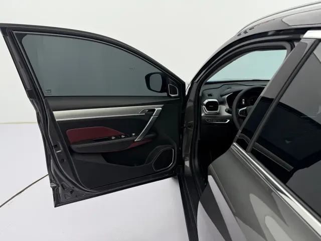 Geely Binyue — Фото автомобиля 23