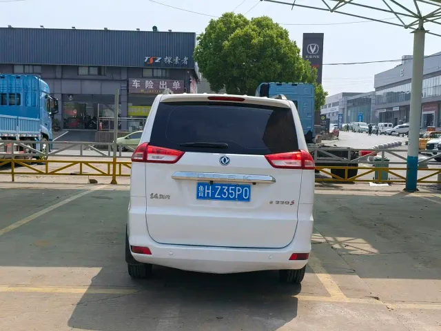 DFSK Fengguang 330 — Фото автомобиля 5