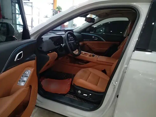 Haval Xiaolong MAX — Фото автомобиля 15