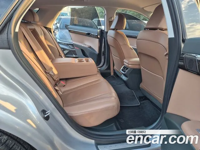 Hyundai Grandeur GN7 — Фото автомобиля 11