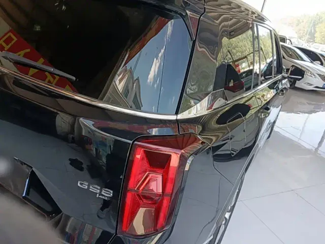 GAC Trumpchi GS8 — Фото автомобиля 6
