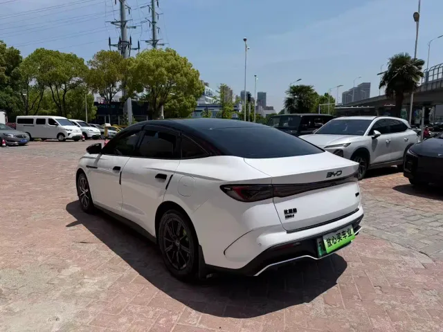 BYD Seal 06 — Фото автомобиля 11