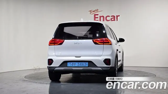 Kia Niro Niro Plus Earth — Фото автомобиля 4