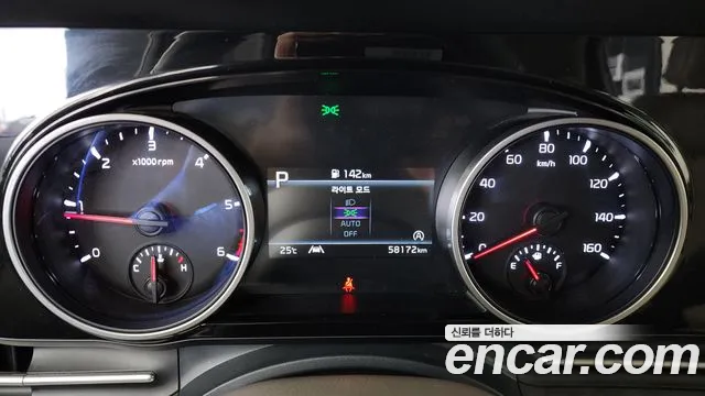 Kia Canival Carnival 4 поколение Дизель 11 мест Prestige — Фото автомобиля 8