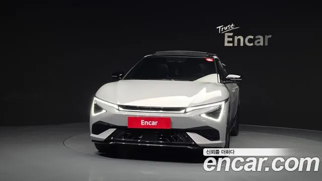 Kia EV6 — Фото автомобиля 3