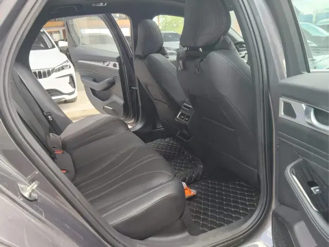 Geely Xingrui — Фото автомобиля 6