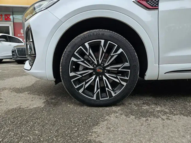 Hongqi HS5 — Фото автомобиля 5