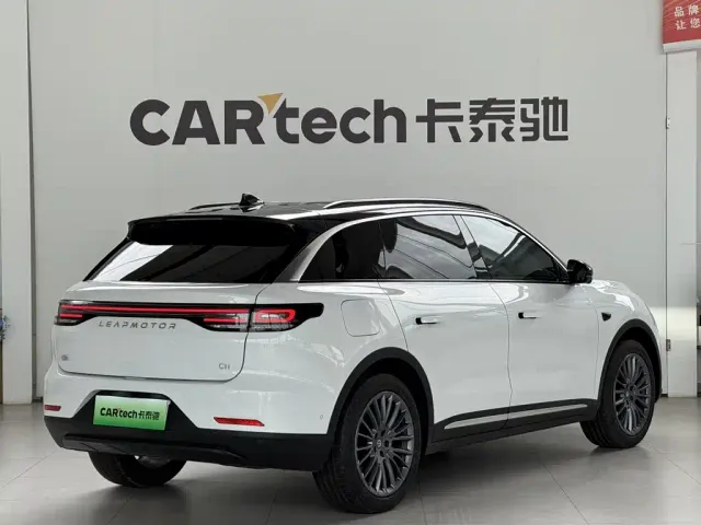 Leapmotor C11 — Фото автомобиля 5