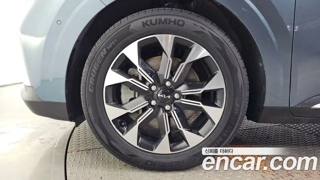 Kia Carnival 4th Gen — Фото автомобиля 5