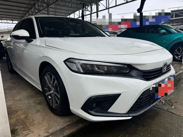 Honda Civic — Фото автомобиля 3