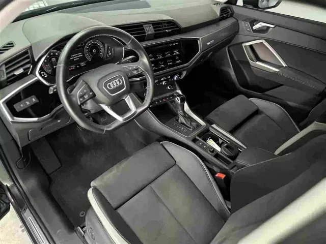 Audi Q3 — Фото автомобиля 10