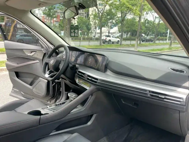 Changan CS35 Plus — Фото автомобиля 11