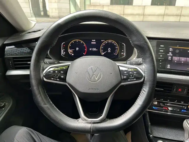 Volkswagen Passat 2022 330TSI Starlight Elite Edition — Фото автомобиля 11