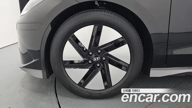 Hyundai Ioniq 6 — Фото автомобиля 5