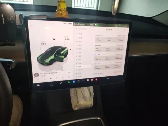 Tesla Model Y — Фото автомобиля 9