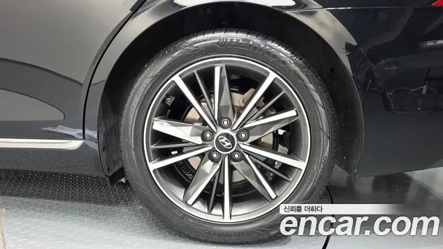 Hyundai Grandeur Новый Grandeur IG — Фото автомобиля 21