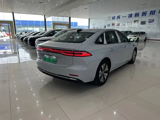Geely Galaxy A7 — Фото автомобиля 9