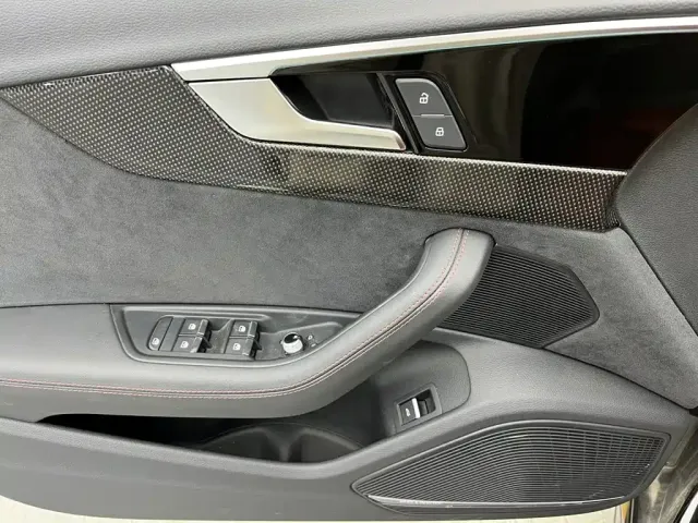 Audi S4 — Фото автомобиля 20