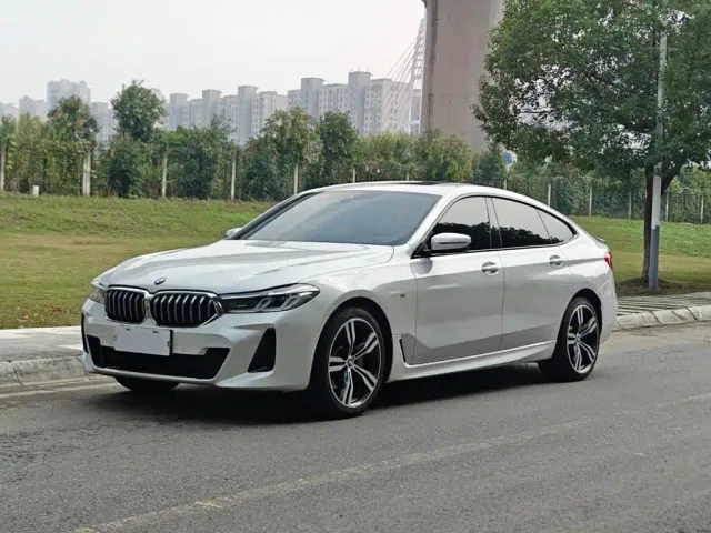 BMW 6 Series Gran Turismo — Фото автомобиля 2