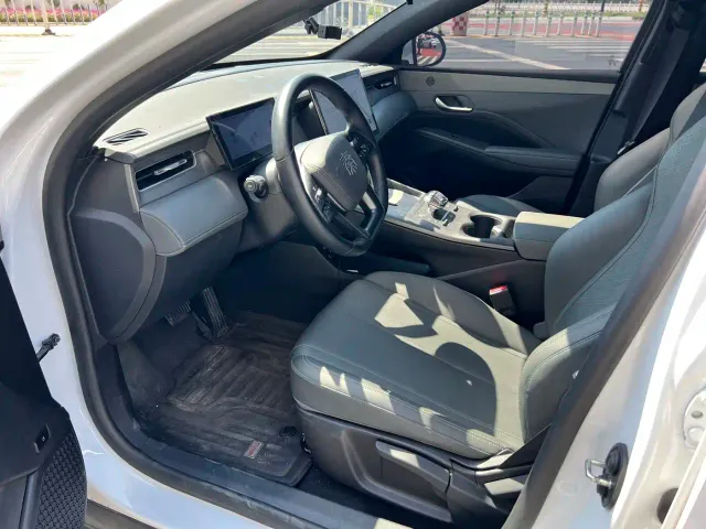 BYD Qin PLUS — Фото автомобиля 7