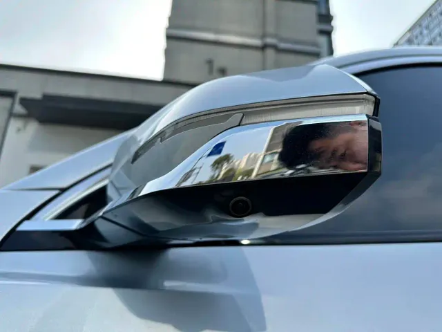 Geely Boyue L — Фото автомобиля 8