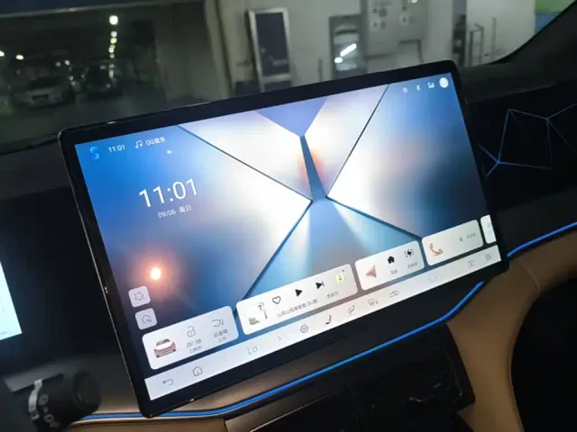 BYD Song L DM-i — Фото автомобиля 12