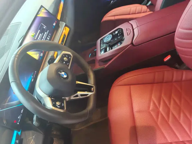 BMW 5 Series — Фото автомобиля 4