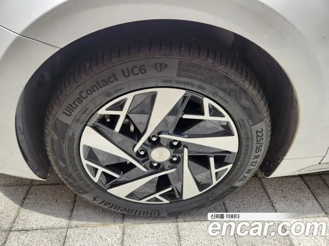 Hyundai Grandeur Grandeur (New) Hybrid — Фото автомобиля 18