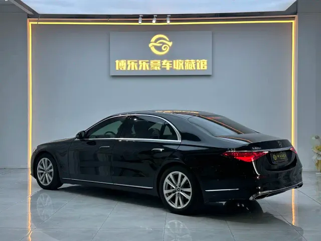 Mercedes-Benz S-Class — Фото автомобиля 15