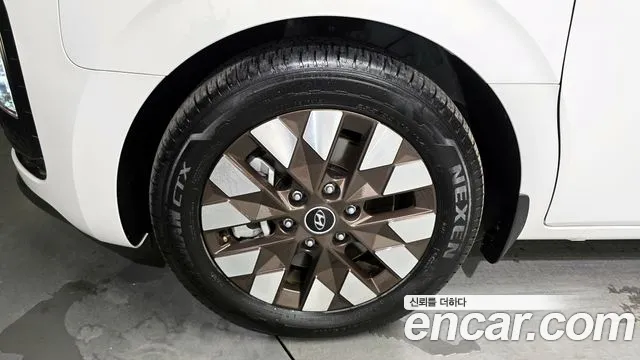 Hyundai Staria — Фото автомобиля 5