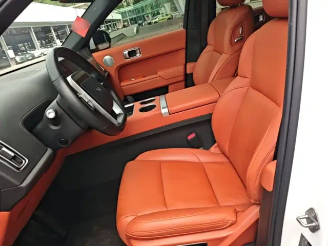 Li Auto L7 — Фото автомобиля 14