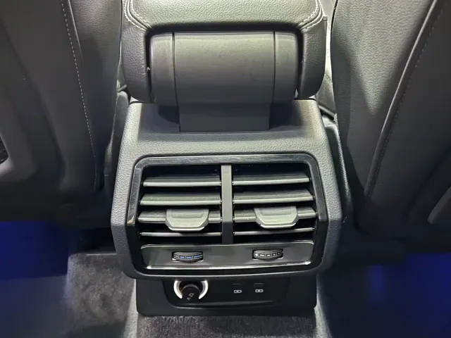Audi Q3 — Фото автомобиля 9