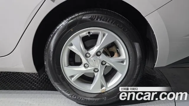 Hyundai AVANTE Avante (CN7) 1.6 LPi (Для проката) — Фото автомобиля 6