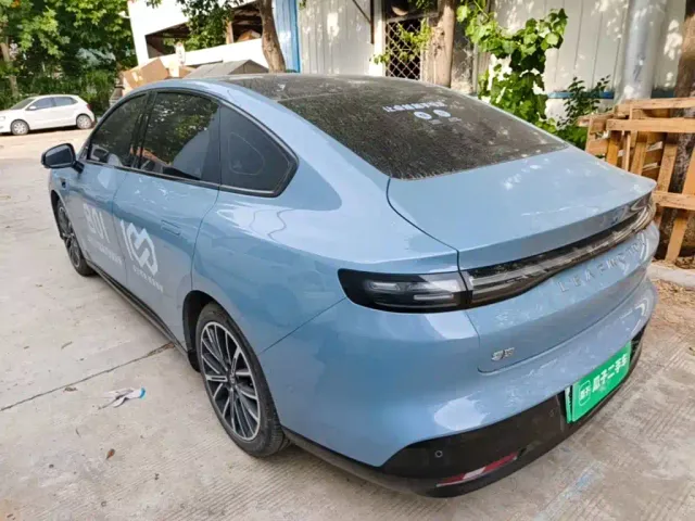 Leapmotor B01 — Фото автомобиля 4